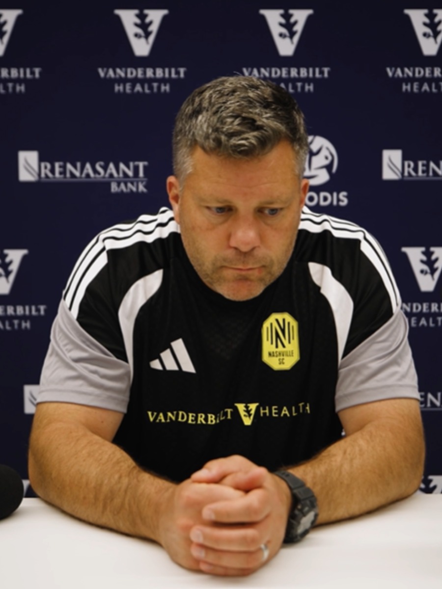 BJ Callaghan en conferencia de prensa previa al duelo de Nashville SC ante Chicago Fire en el Soldier Field — MLS 2026