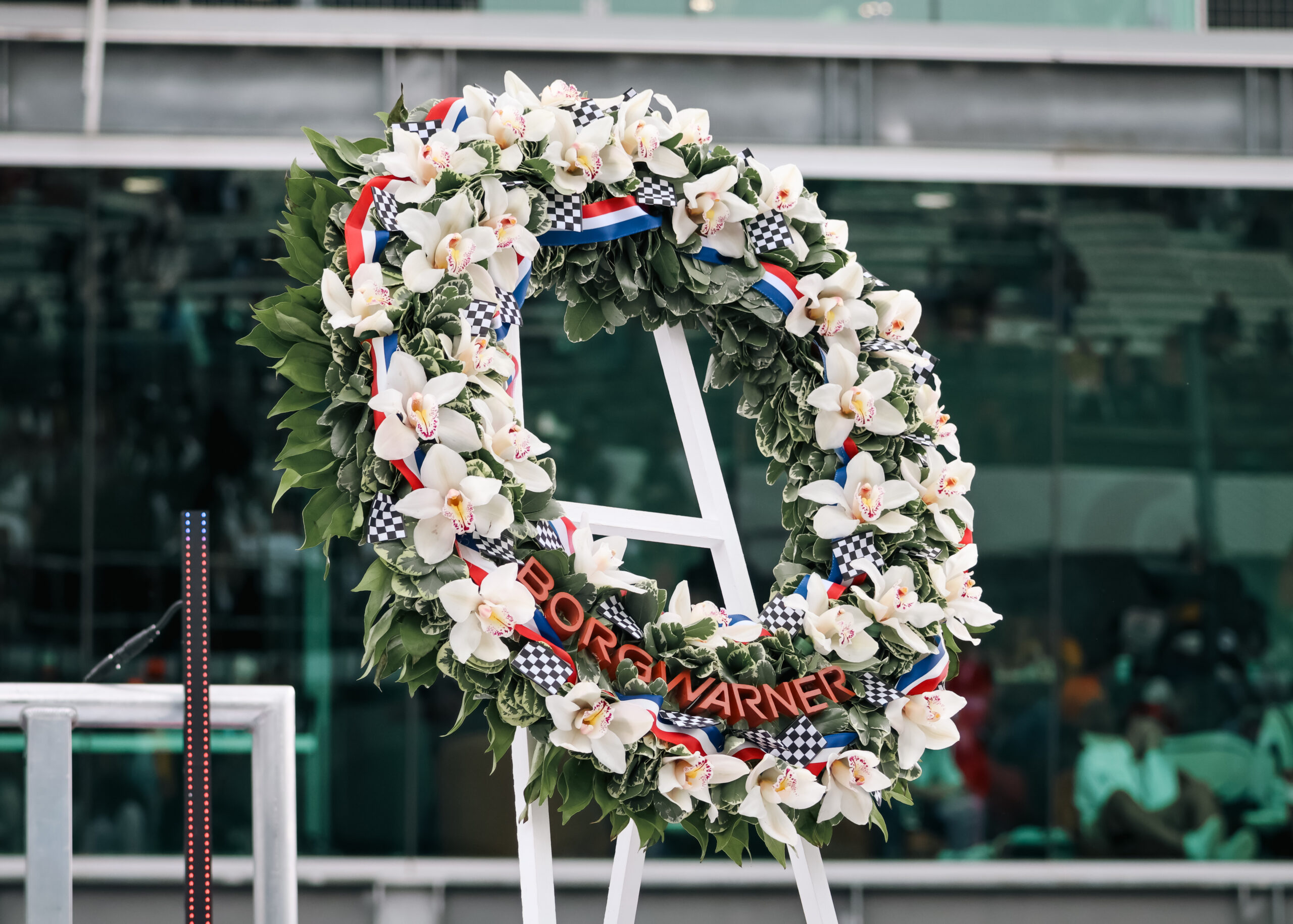 Corona tradicional de flores utilizada durante la celebración del campeón del Indianapolis 500