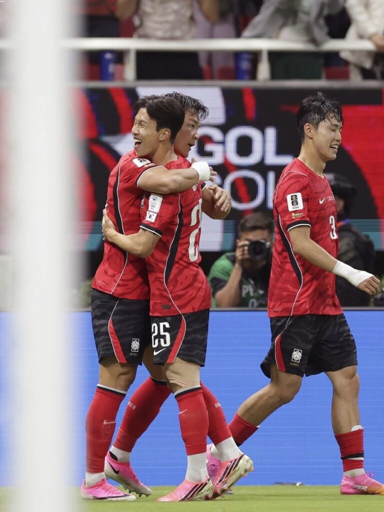 Selección de Corea del Sur celebrando gol en grupo durante el Mundial 2026