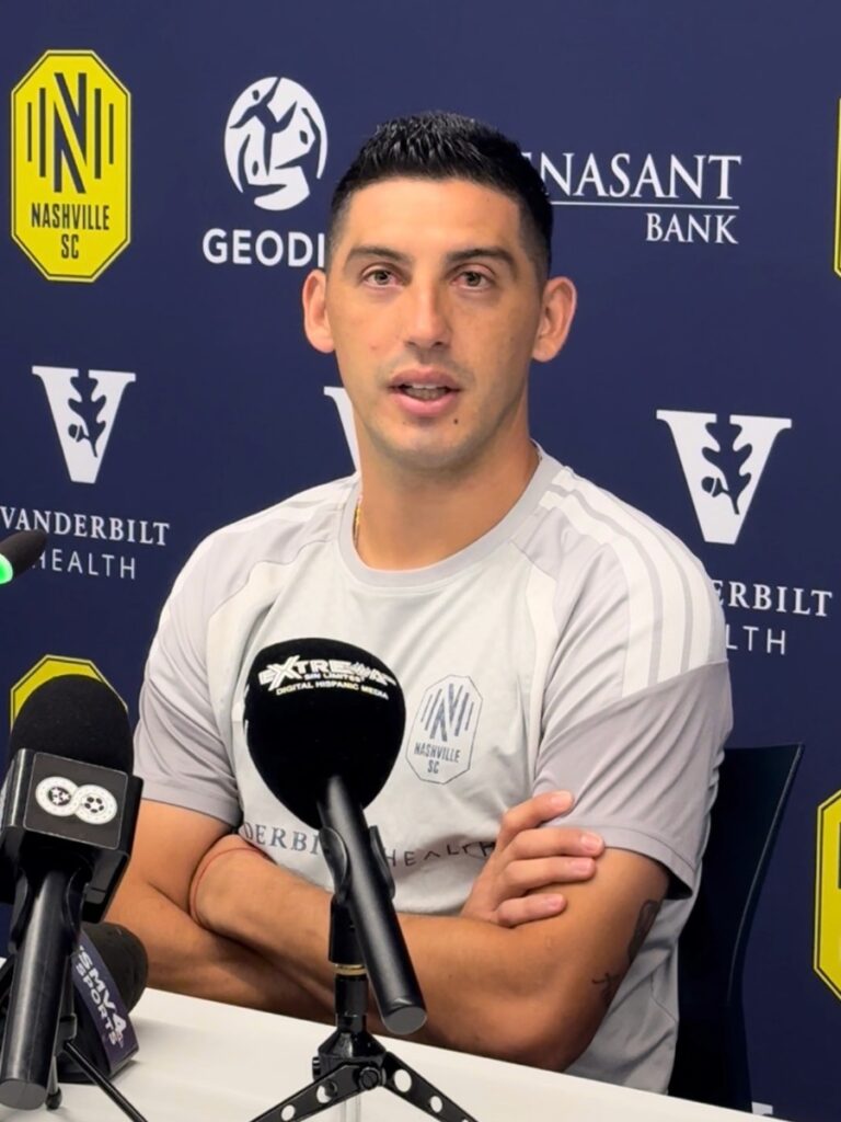 Cristian Espinoza responde a la prensa de cara al importante duelo contra Inter Miami en Tennessee