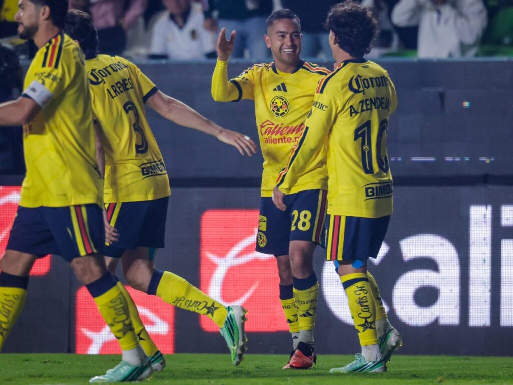 erick-sanchez-alejandro-zendejas-celebracion-triunfo-del-club-america-ante-leon-2026.jpg