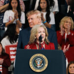 BLACKBURN EXPONE SU PLAN PARA TENNESSEE EN CLARKSVILLE, TRUMP ATACA A JERRI GREEN Y ELLA RESPONDE